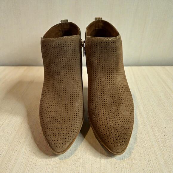 Franco Sarto Dakota ankle boots. Size 10. - Picture 1 of 7